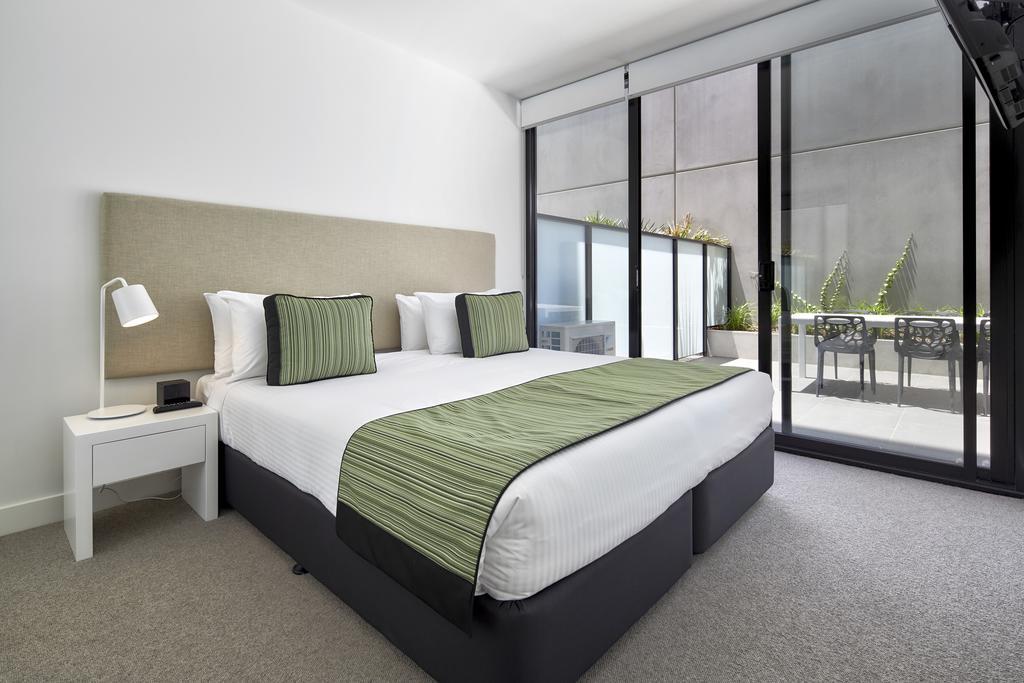 381克雷蒙公寓式酒店 墨尔本 外观 照片 A bedroom at the Emporium Hotel South Bank
