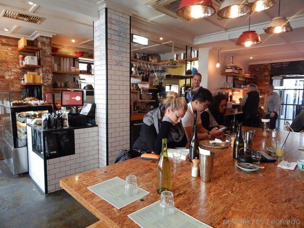 381克雷蒙公寓式酒店 墨尔本 外观 照片 The interior of the restaurant